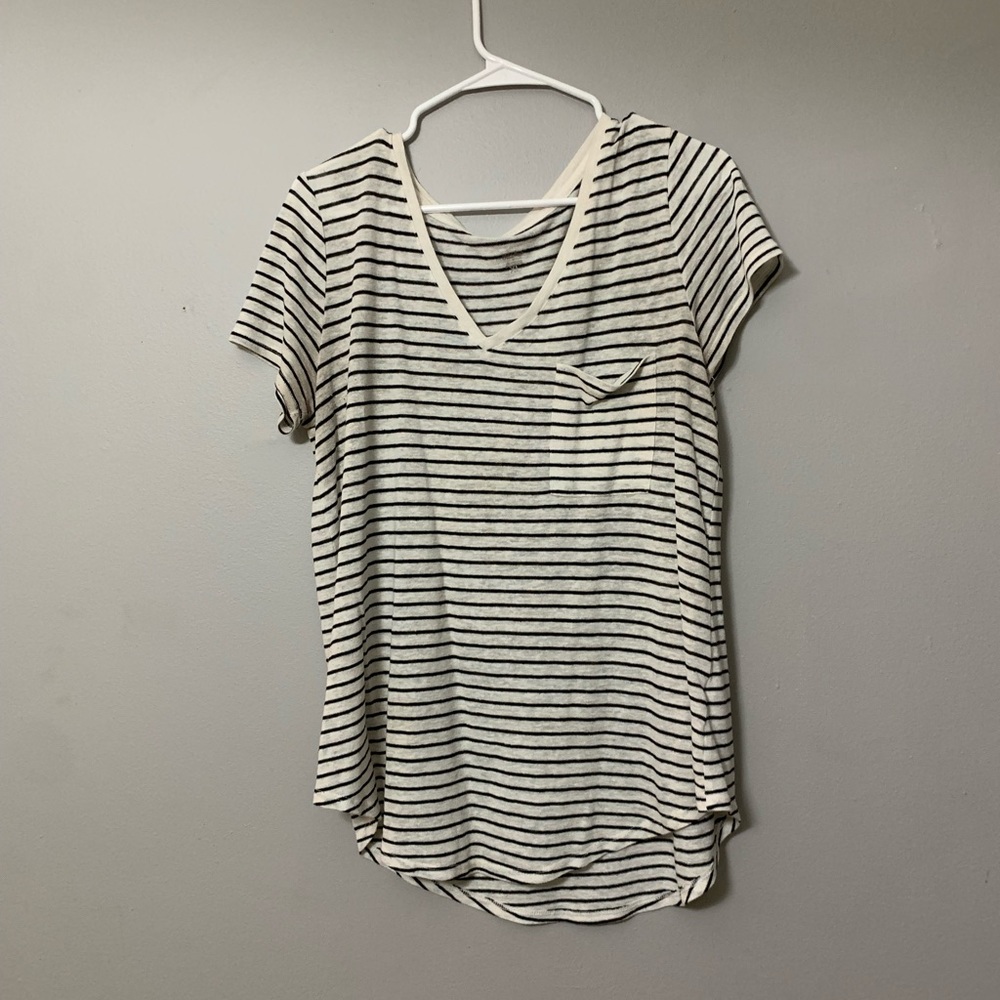 black & white striped V-neck with a front pocket